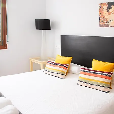 Apartment Aresti Old Town By Living *