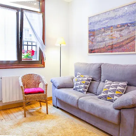 Aresti Old Town By Living Бильбао